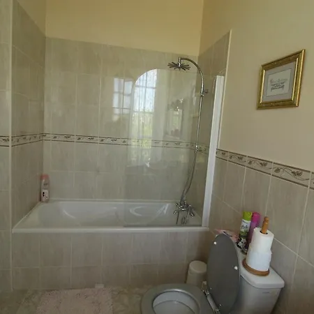 Manoir Angle Bed & Breakfast 3*